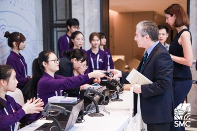 點(diǎn)贊！華南理工大學(xué)廣州學(xué)院志愿者助力2019第二屆國(guó)際汽車智能共享出行大會(huì)會(huì)務(wù)服務(wù)